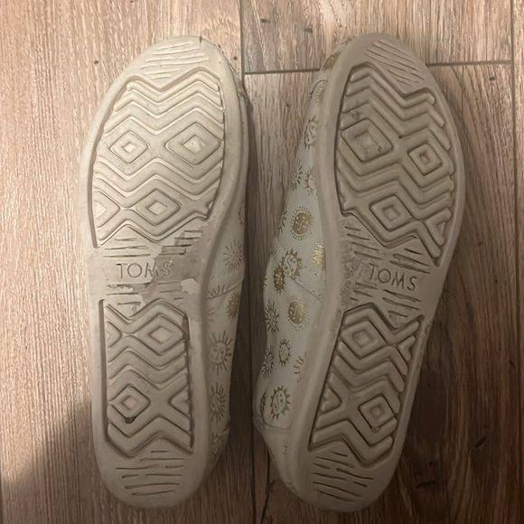 Adorbs size 5.5 Tom’s loafers - Picture 4 of 4